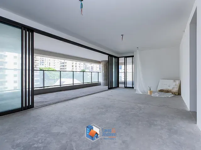 Apartamento com 210m² 3 quartos e 5 banheiros, à venda, no bairro Campo Belo em São Paulo