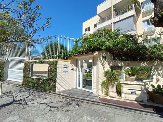 Foto do Apartamento - APARTAMENTO TÉRREO COM 1 QUARTO, LAZER NO CONDOMÍNIO E FÁCIL ACESSO AO ANIL E FREGUESIA | Hilmar