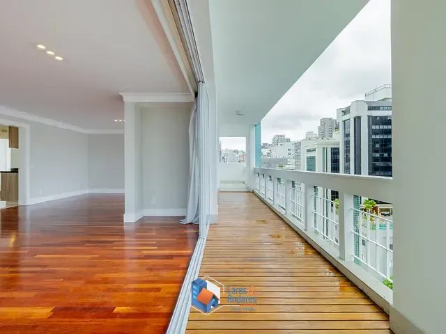Apartamento com 381m² 4 quartos e 4 banheiros, à venda, no bairro Higienópolis em São Paulo