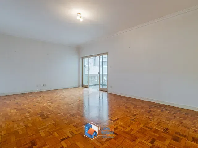 Apartamento com 229m² 3 quartos e 2 banheiros, à venda, no bairro Higienópolis em São Paulo