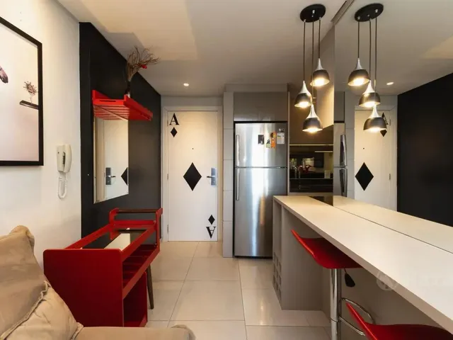 Apartamento 1 quarto e 1 banheiro, para alugar, no bairro Batel em Curitiba