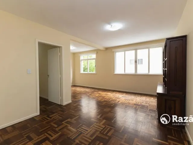 Apartamento 2 quartos e 1 banheiro, para alugar, no bairro Juvevê em Curitiba