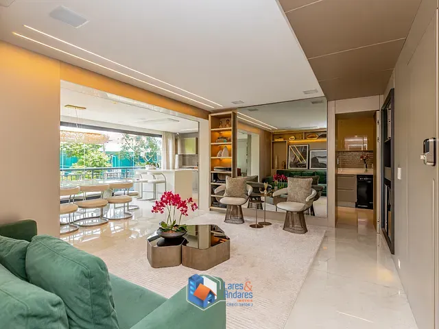 Apartamento com 220m² 3 quartos e 5 banheiros, à venda, no bairro Vila Olímpia em São Paulo