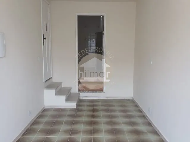 Apartamento com 68m² 2 quartos e 2 banheiros, para alugar, no bairro Penha Circular em Rio de Janeiro