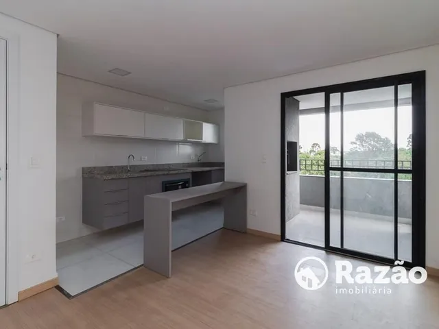 Apartamento 2 quartos e 2 banheiros, para alugar, no bairro Cajuru em Curitiba