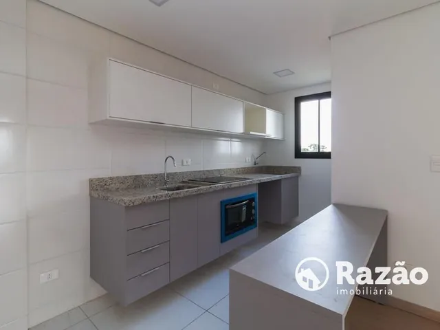 Apartamento 2 quartos e 2 banheiros, para alugar, no bairro Cajuru em Curitiba