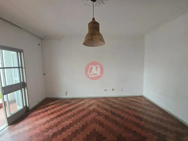 Apartamento com 130m² 3 quartos e 1 banheiro, para alugar, no bairro Jardim Botânico em Porto Alegre