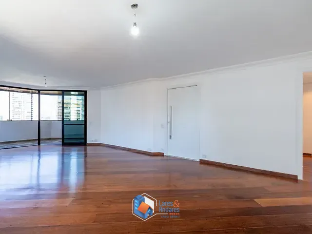 Apartamento com 174m² 4 quartos e 5 banheiros, à venda, no bairro Campo Belo em São Paulo