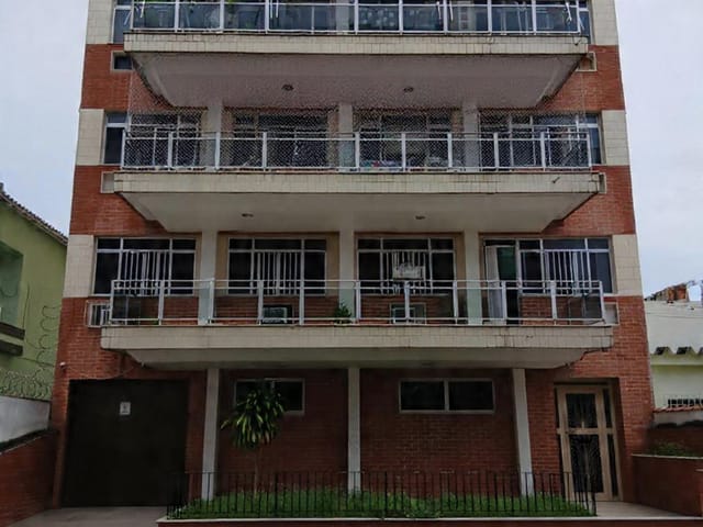 Foto do Apartamento - VILA DA PENHA - ÓTIMA APARTAMENTO COM 2 QUARTOS, SALA, COZINHA, BANHEIRO, GARAGEM E JUNTO AO COMÉRCIO. | Hilmar