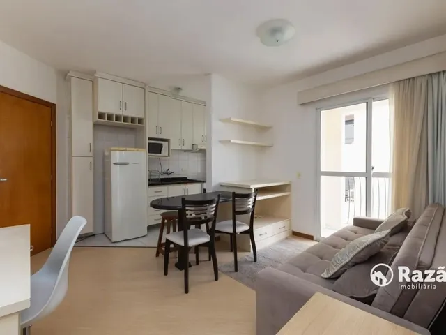 Apartamento 1 quarto e 1 banheiro, para alugar, no bairro Bigorrilho em Curitiba