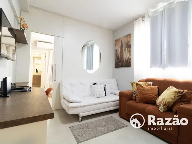 Apartamento 1 quarto e 1 banheiro, para alugar, no bairro Centro em Curitiba