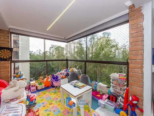 Apartamento com 198m² 4 quartos e 6 banheiros, à venda, no bairro Vila Andrade em São Paulo