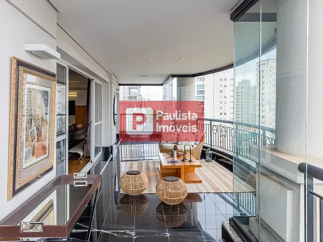 Apartamento com 633m² 4 quartos e 6 banheiros, à venda, no bairro Moema em Cotia