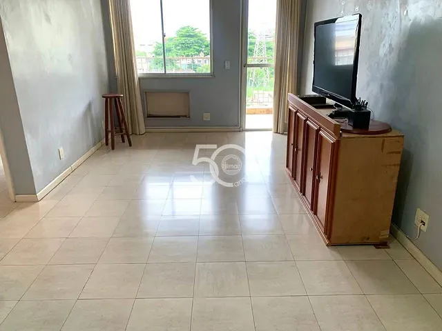 Apartamento 2 quartos e 2 banheiros, à venda, no bairro Penha Circular em Rio de Janeiro