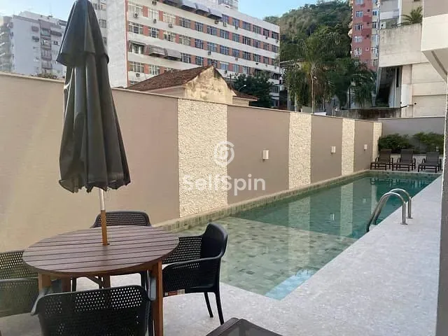 Apartamento 2 quartos e 1 banheiro, para alugar, no bairro Santa Rosa em Niterói