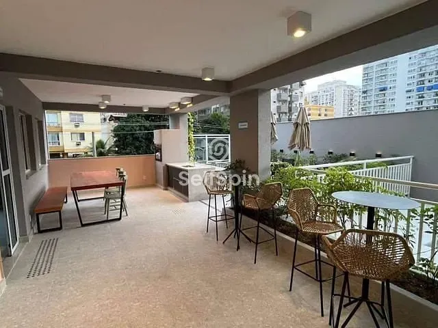 Apartamento 2 quartos e 1 banheiro, para alugar, no bairro Santa Rosa em Niterói