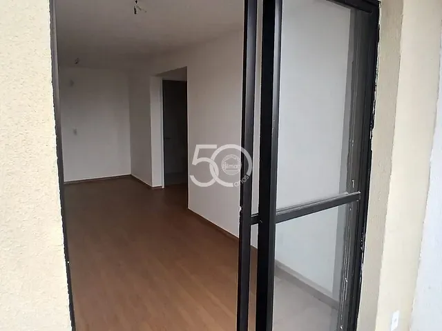 Apartamento com 62m² 2 quartos e 2 banheiros, para alugar, no bairro Irajá em Rio de Janeiro
