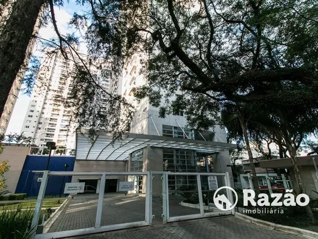 Apartamento 2 quartos e 1 banheiro, para alugar, no bairro Portão em Curitiba