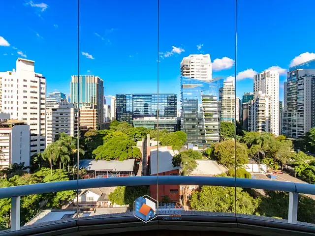 Apartamento com 453m² 3 quartos e 4 banheiros, à venda, no bairro Itaim Bibi em São Paulo