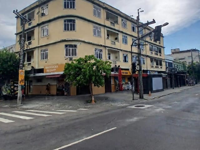 Foto do Apartamento - VILA DA PENHA - ÓTIMO APARTAMENTO COM 2 QUARTOS, SALA, COZINHA, BANHEIRO E JUNTO AO COMÉRCIO. | Hilmar