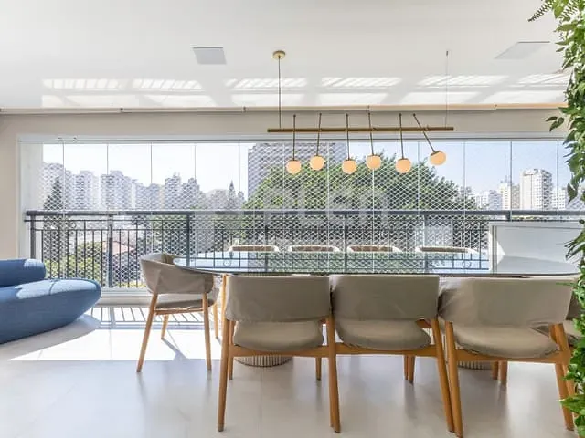 Apartamento 3 quartos e 5 banheiros, à venda, no bairro Moema em São Paulo