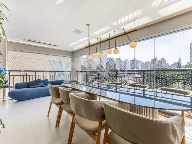 Apartamento 3 quartos e 5 banheiros, à venda, no bairro Moema em São Paulo