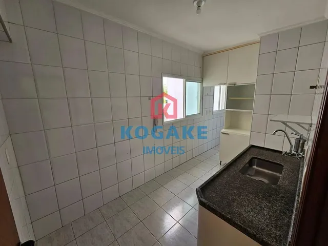 Apartamento com 10m² 2 quartos e 1 banheiro, para alugar, no bairro Vila Ema em São José Dos Campos