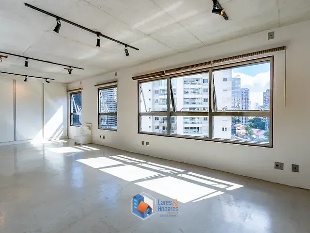 Apartamento com 70m² 1 quarto e 1 banheiro, à venda, no bairro Jardim das Acácias em São Paulo
