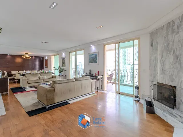 Apartamento com 237m² 3 quartos e 5 banheiros, à venda, no bairro Campo Belo em São Paulo