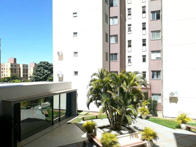 Foto do Apartamento - Apartamento à venda no condomínio Residencial Saint Raphael, Gleba Fazenda Palhano, Londrina, PR - 2 quartos (1 suíte) - Sala estendida - Sacada | Guepardo Imob