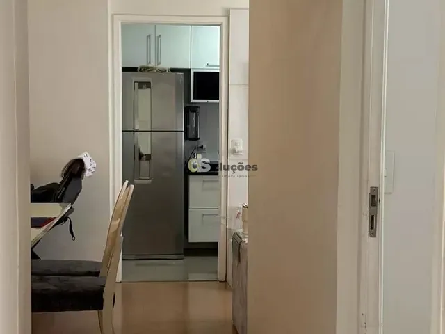 Apartamento 2 quartos e 2 banheiros, à venda, no bairro Parque Maria Domitila em São Paulo