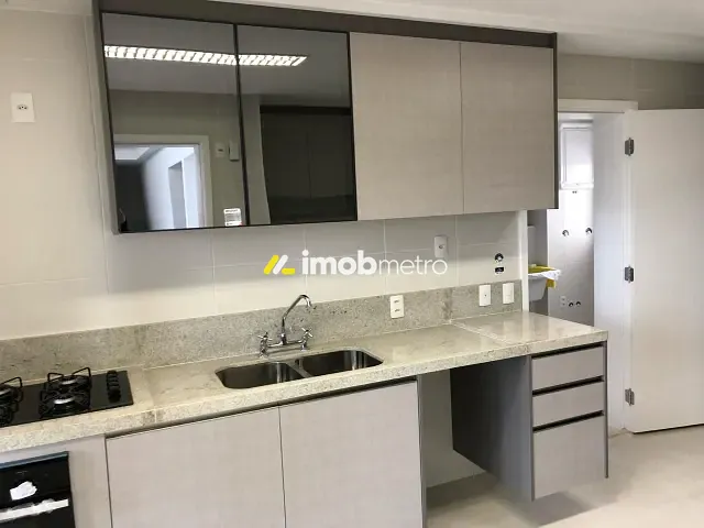 Apartamento com 218m² 3 quartos e 5 banheiros, para alugar, no bairro Taquaral em Campinas