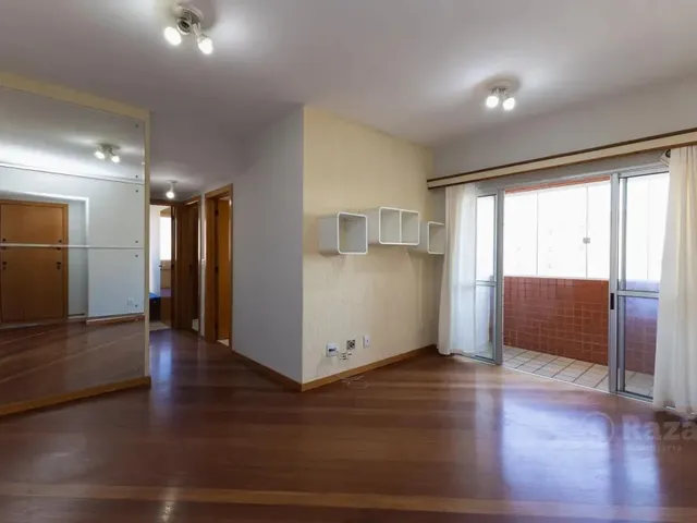Apartamento 3 quartos e 2 banheiros, para alugar, no bairro Cristo Rei em Curitiba
