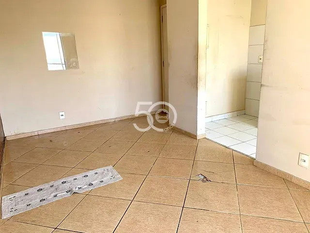 Apartamento com 48m² 2 quartos e 1 banheiro, à venda, no bairro Parada de Lucas em Rio de Janeiro