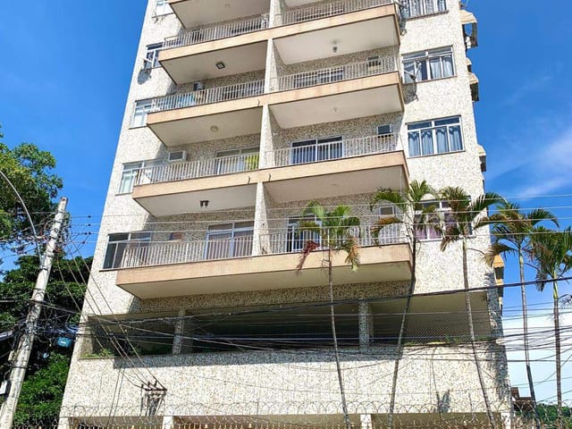Foto do Apartamento - Excelente Apartamento à venda, 2 quartos, dependência completa, vaga de garagem. Olaria - Rio de Janeiro. | Hilmar