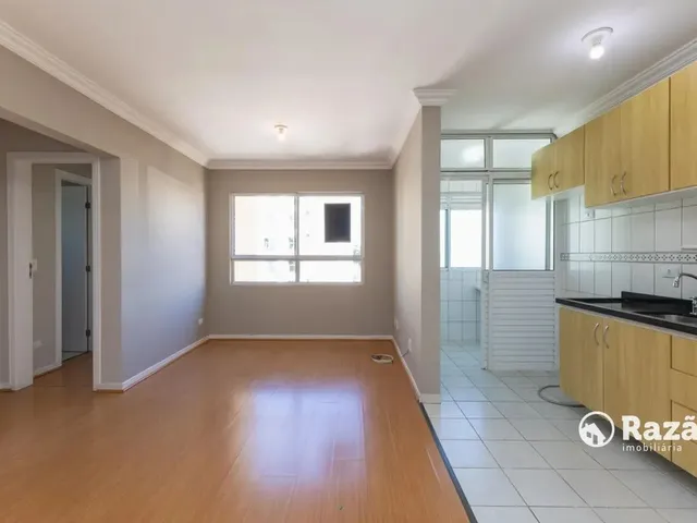 Apartamento 2 quartos e 2 banheiros, para alugar, no bairro Vila Izabel em Curitiba