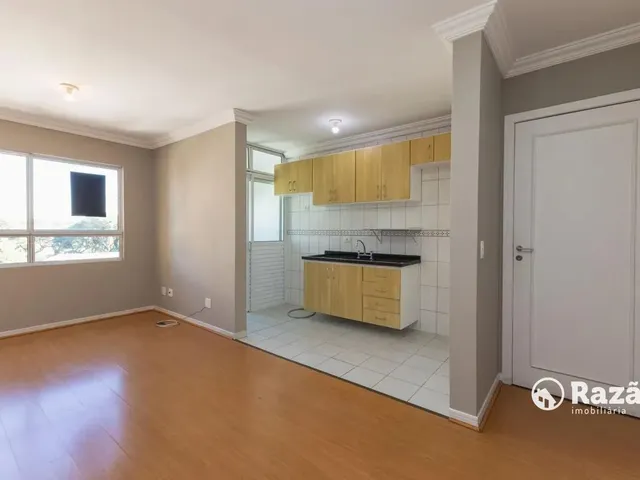 Apartamento 2 quartos e 2 banheiros, para alugar, no bairro Vila Izabel em Curitiba