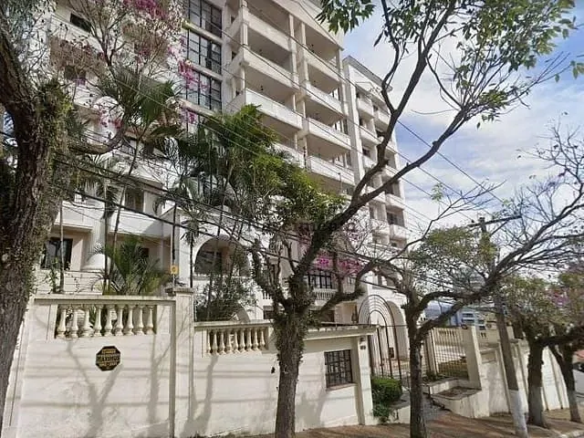 Apartamento 4 quartos e 2 banheiros, à venda, no bairro Centro em Jacareí
