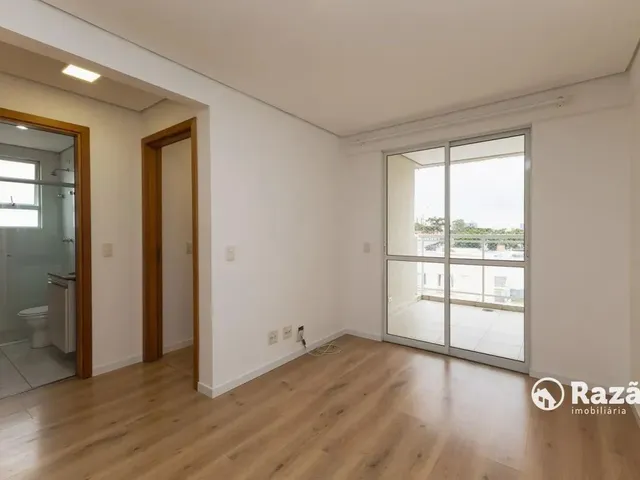 Apartamento 2 quartos e 1 banheiro, para alugar, no bairro Bacacheri em Curitiba