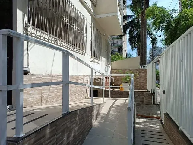 Apartamento 2 quartos e 2 banheiros, para alugar, no bairro Icaraí em Niterói