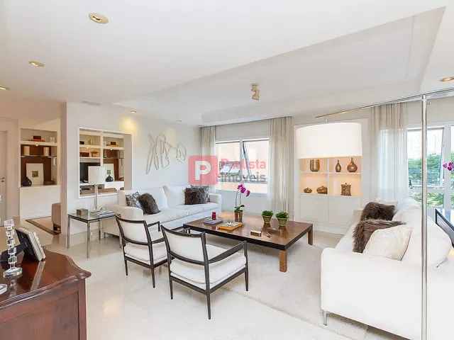 Apartamento com 243m² 3 quartos e 4 banheiros, à venda, no bairro Moema em São Paulo