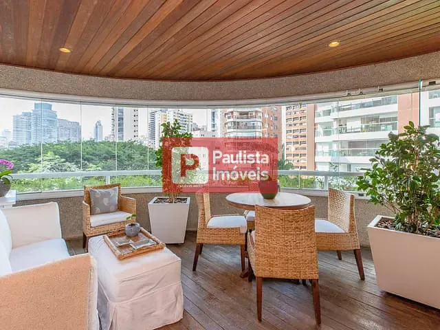 Apartamento com 243m² 3 quartos e 4 banheiros, à venda, no bairro Moema em São Paulo