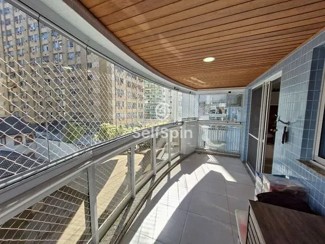 Apartamento 3 quartos e 2 banheiros, para alugar, no bairro Icaraí em Niterói