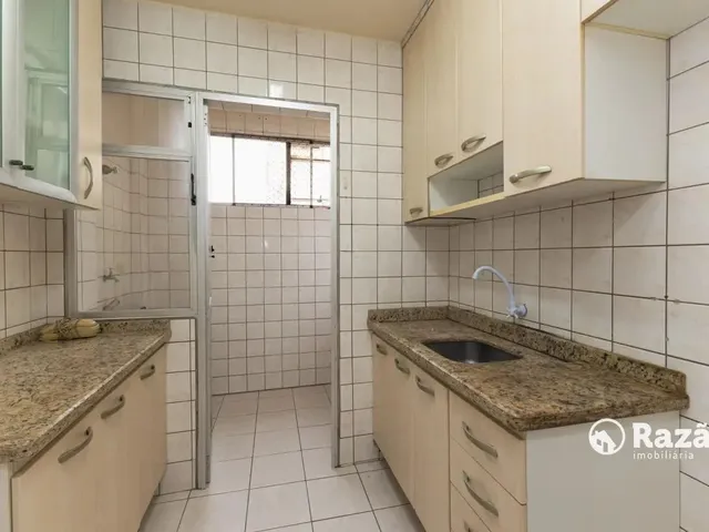 Apartamento 3 quartos e 1 banheiro, para alugar, no bairro Uberaba em Curitiba