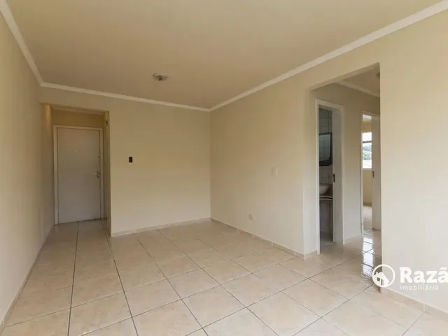 Apartamento 3 quartos e 1 banheiro, para alugar, no bairro Uberaba em Curitiba