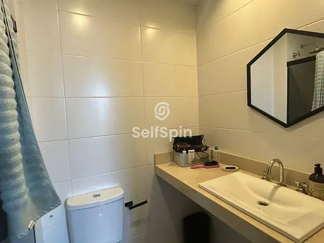 Apartamento 4 quartos e 4 banheiros, para alugar, no bairro Camboinhas em Niterói