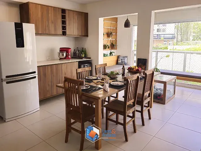Apartamento com 205m² 2 quartos e 3 banheiros, à venda, no bairro Vila Andrade em São Paulo