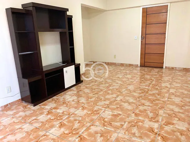 Apartamento 2 quartos e 2 banheiros, à venda, no bairro Penha Circular em Rio de Janeiro
