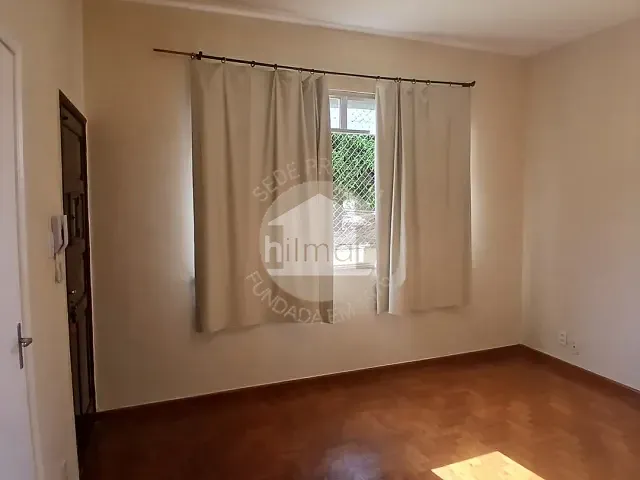Apartamento com 70m² 2 quartos e 1 banheiro, para alugar, no bairro Irajá em Rio de Janeiro