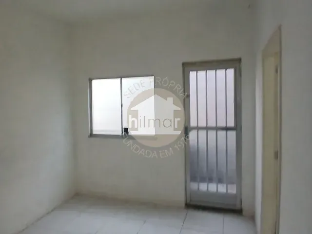 Apartamento com 65m² 2 quartos e 1 banheiro, para alugar, no bairro Braz de Pina em Rio de Janeiro